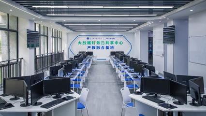 草原精神，助力正保人不斷開創職業教育新局面——以計算機輔助設備技術開發為例